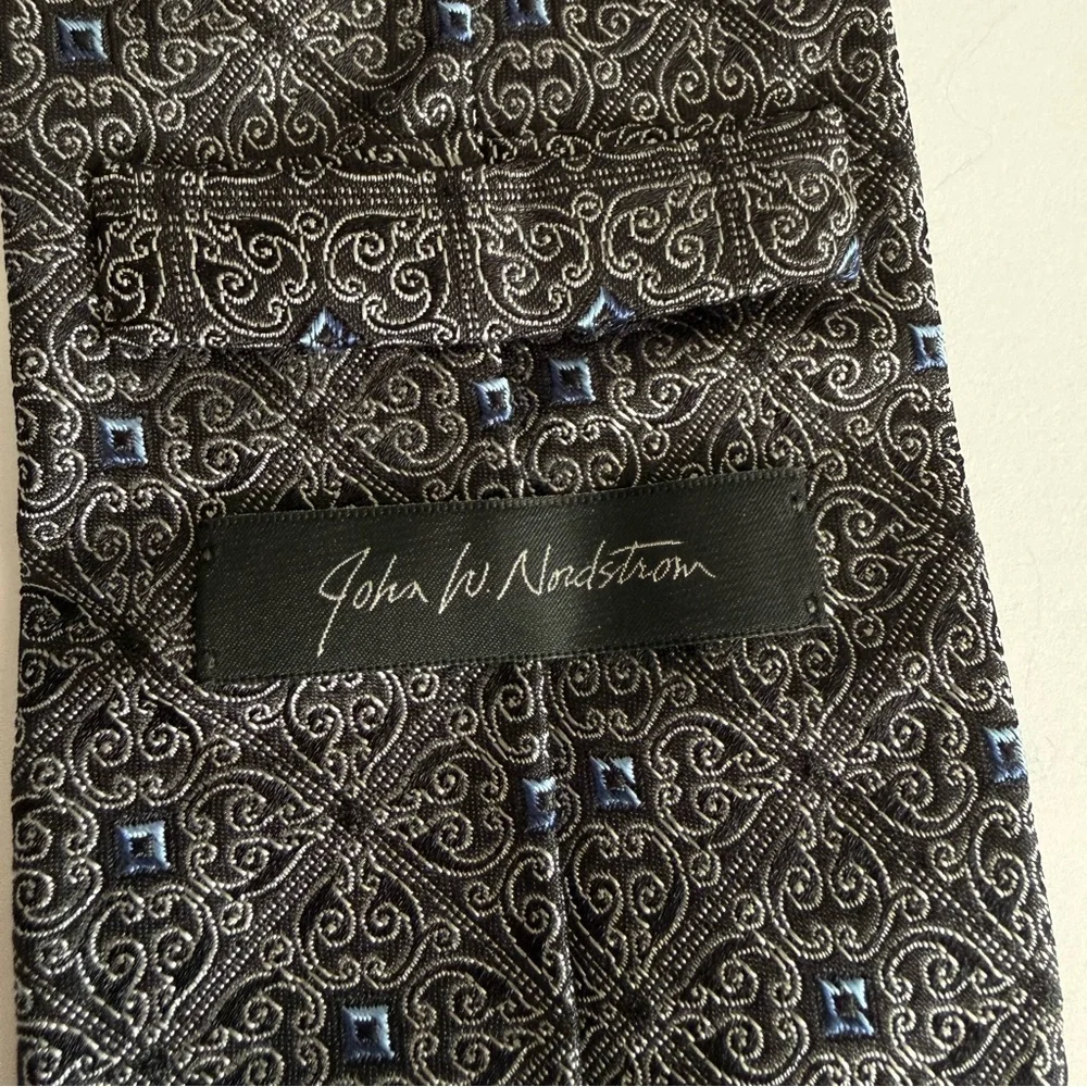 Nordstrom preowned elegant